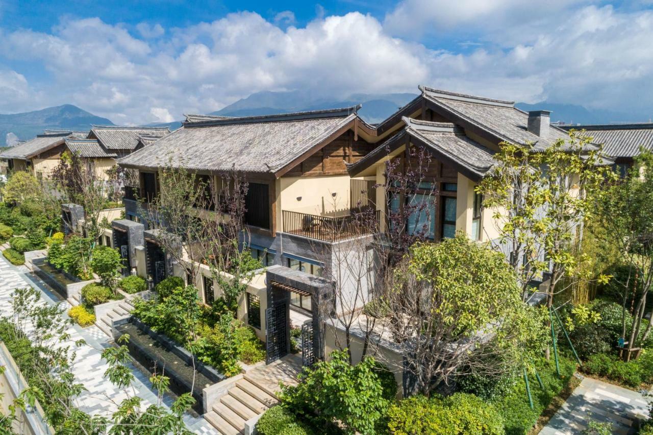 Howard Johnson Jinlin Plaza Lijiang Lijiang  Zewnętrze zdjęcie