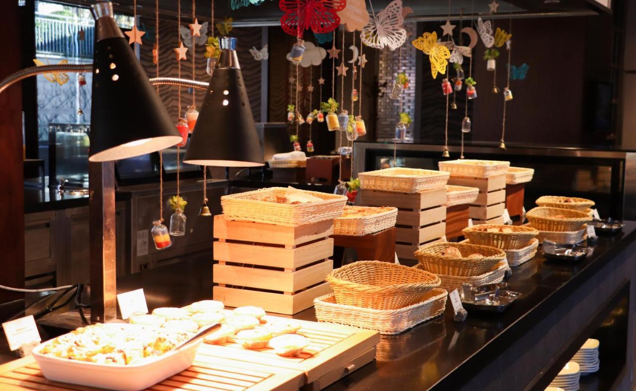 Howard Johnson Jinlin Plaza Lijiang Lijiang  Zewnętrze zdjęcie